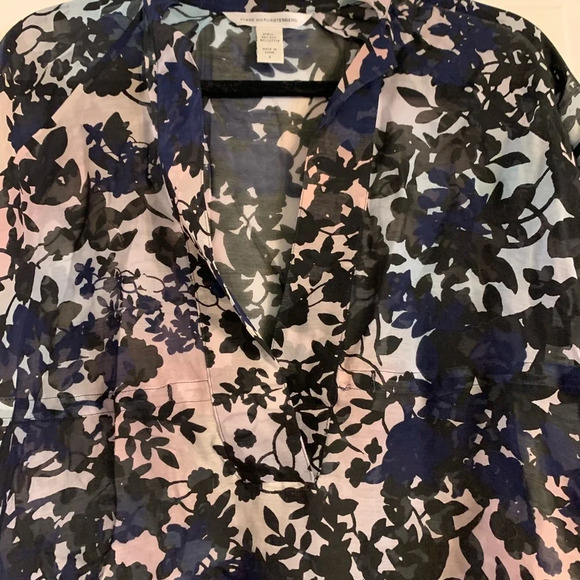 Diane Von Furstenberg Floral Tunic Blouse - Picture 3 of 4